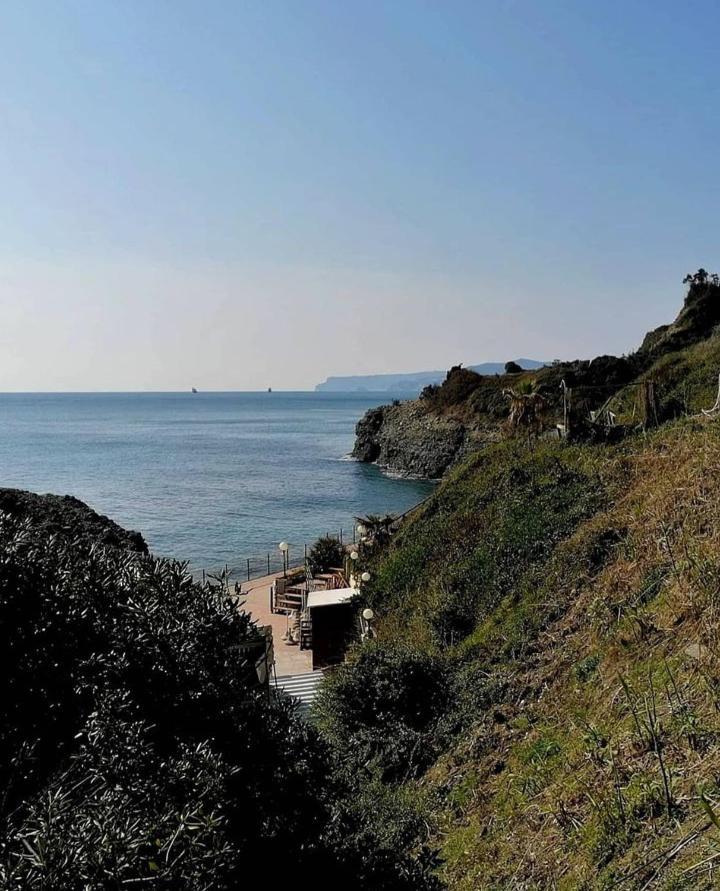 La Casa Di Mo Villa Albisola Superiore Dış mekan fotoğraf